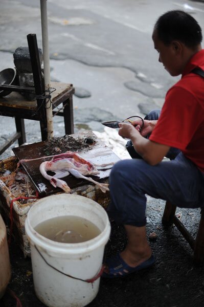 Shanghai Tourist Mission: Cleaning up for dinner