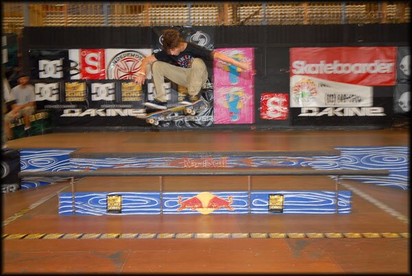 Jereme Knibbs - kickflip