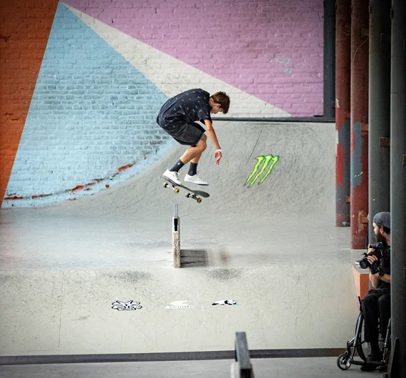 Lukas Larrue sticks to a new age classic with a KF Backlip.

<!--damnambreda22finalsphotos-->