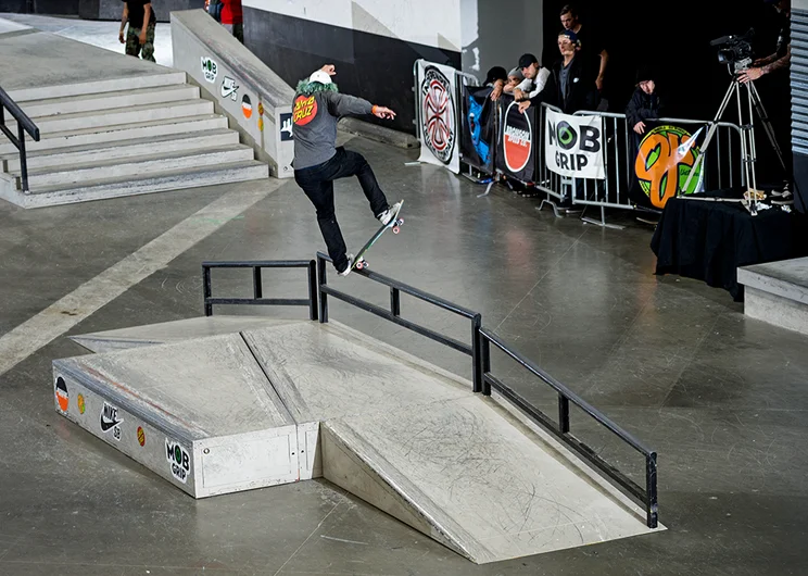 <!--dala18finals-->

Henry Gartland, F/S Nosegrind Pop-Out.