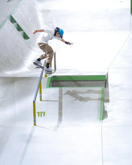 Paul kept saying Momohei Momobye on the mic. Just thought you should know that. Kickflip backlip

<!--damnamjapan2022finals-->