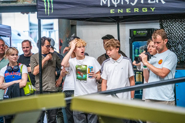 Minds were blown!


<!--damnamnetherlandsday2besttrick-->