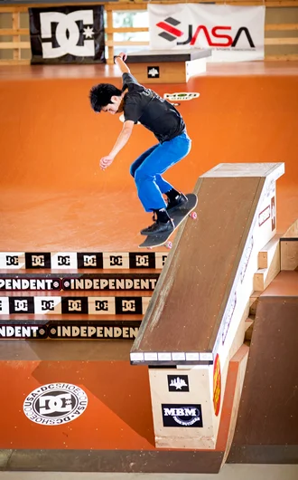 <!--ja19finalsphotos-->

Daiki Hoshino took some spills on this one but all worth it with one of our faves of the week, KF BS Losi..
