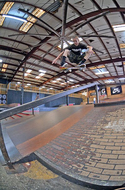 Chris Jata Ollie Over The Rail At SPoT