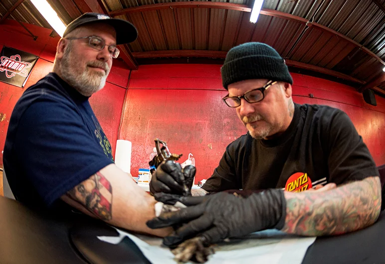 <!--pro18-friday-->

Skateboarding Legend and all around nice guy, Eric Dressen is always down for a good cause; Spending all day tatting with proceeds goin to Board For Bros.
