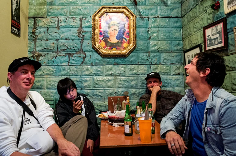 <!--daja19-chill-->

One love Frida Kahlo!
