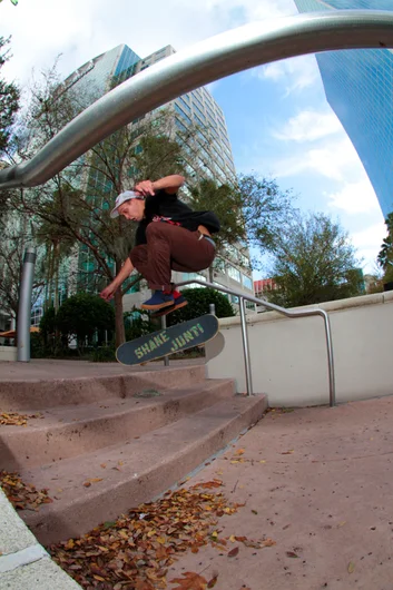 <!--exp115-->

Frankie getting creative, Nollie Inward Heel.