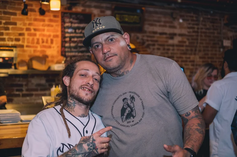 <!--pro19sunchill-->

FSEC member Dave Cruz and Atomic Tattoo member Randy hold it down for Tampa.