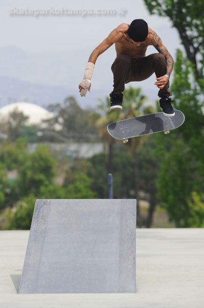 Paul Flores - frontside half cab flip