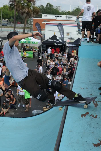 A little bit more vert skating went down all day on Saturday and Sunday.  That's Tom Remillard on a front rock.<!-- Tampa Pro 2013 Skateboarding and the After-Party -->