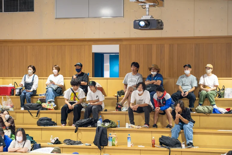 Daiki chillin in the stands was an odd site to see. See you at Tampa Am!

<!--damnamjapan2022finals-->