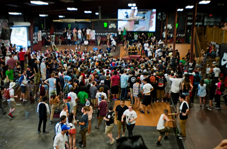 <!--sundaydaypro15-->

After the final run of the Finals, everyone crowded around for the awards ceremony.