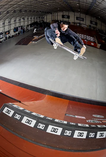 <!--daja19-chill-->

Yamato Kosuzu Blasts a head high FS Flip.
