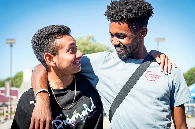 <!--daww19finals-->

Two guys left!
