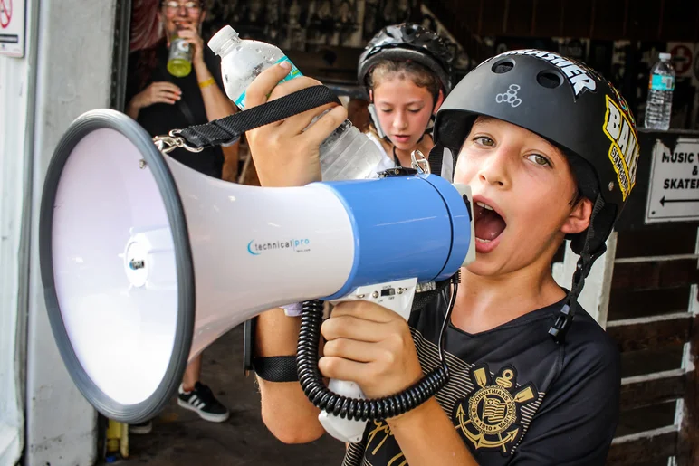 <!--consproject-->

We let this little kid announce the Tricks for Cash event. He killed it.
