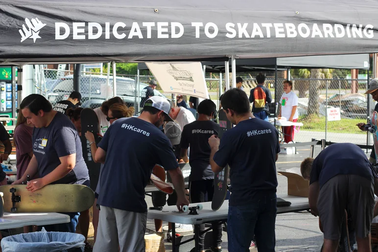 <!--b4bbuildday17-->
#HKCares