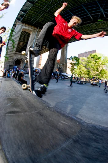 <!--danycsat-->

Uncle Sam (Jared Cleland) was getting prepped for the qualifiers with these high speed nose grinds on New Yorks most urban pool coping.