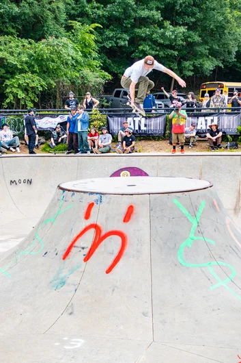 Pretty sure this is what Mike Burnett was shooting - Grant with a phat melon over the volcano.

<!--atl2023trip-->