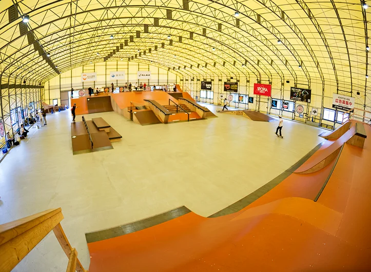 <!--daja18-day1-->

Holy Moly!