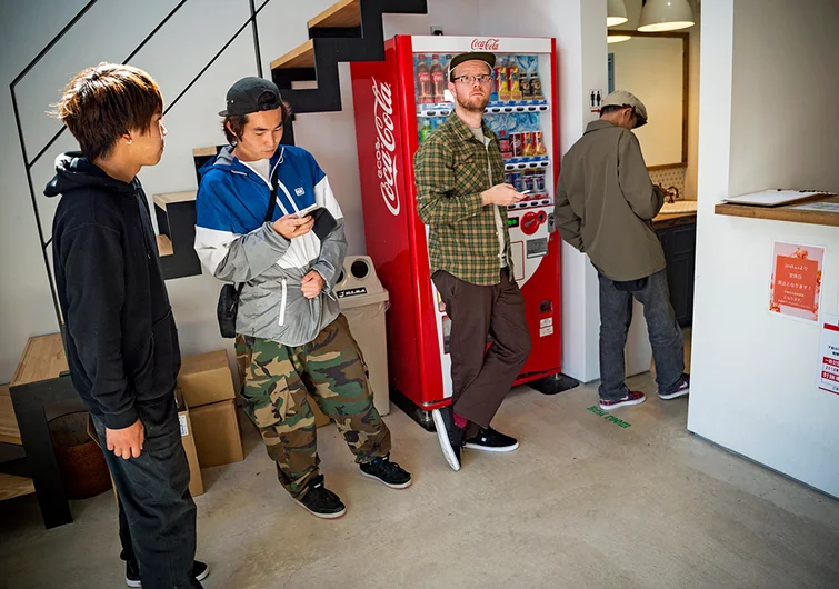 <!--daja18finals-->

Stiener gets jammed up in the bathroom line eagerly waiting for the carefully configured final results.
