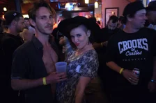 You can't pose a pho