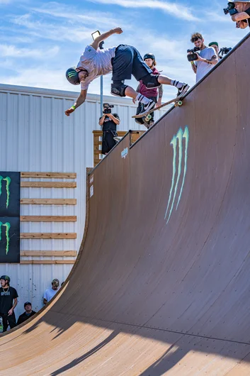 I got to shoot a photo of Run Glifberg!

<!--tampapro2024day1-->