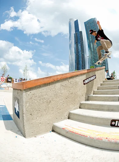 <!--dachi2015finals-->

Cole Wayka lofts his way into a Switch Tail.