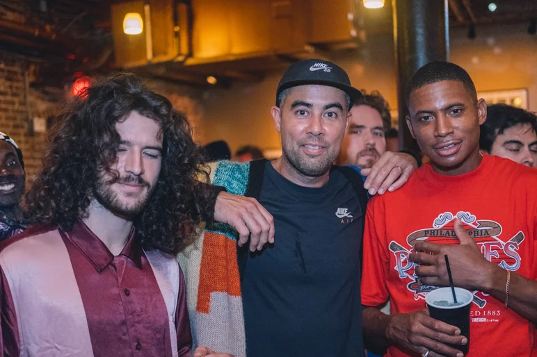 <!--pro19sunchill-->

Team Nike SB: Antonio Durao, Koston and Ishod.