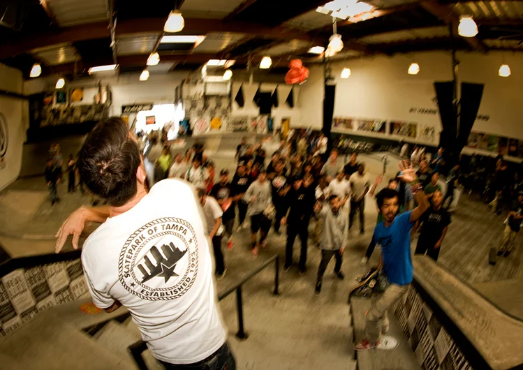 <!--dacm16-finals-->
Ooh you throwin out brand new Volcom Threads?!

Photo: Kyle Seidler