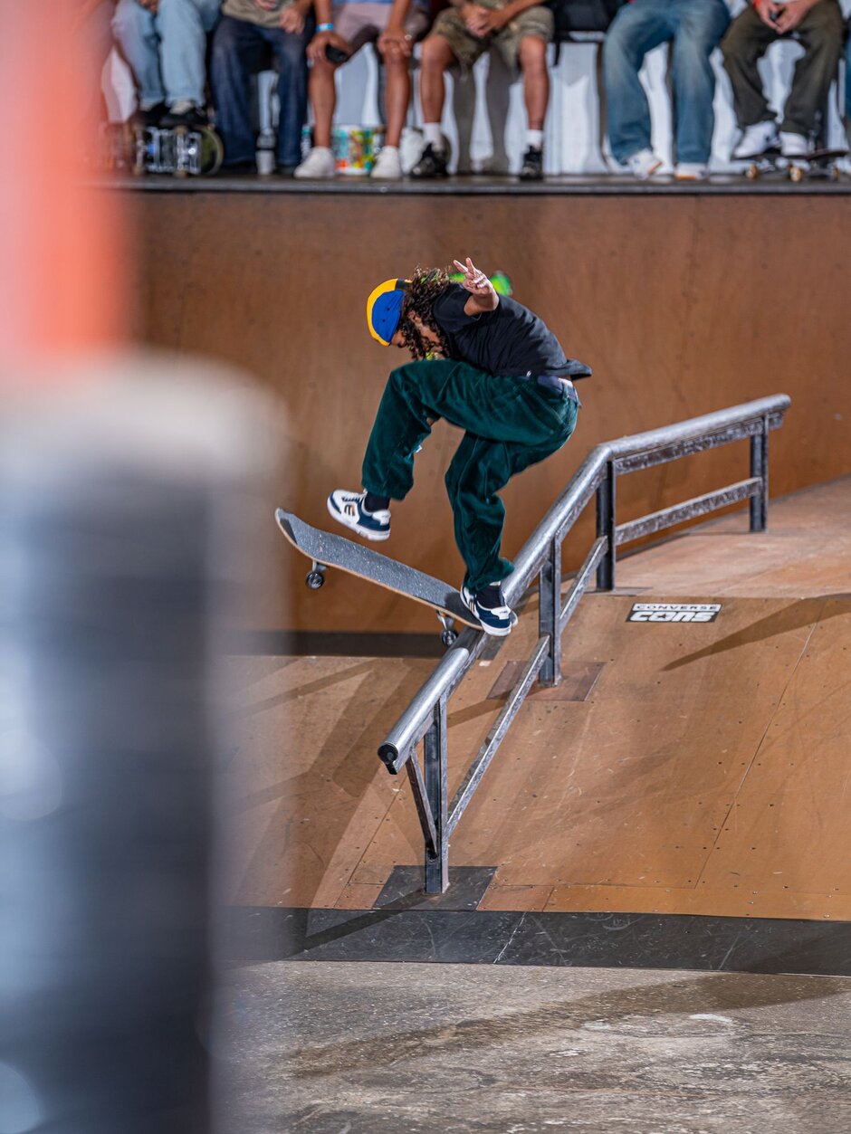 Gabi Flick Front Blunt