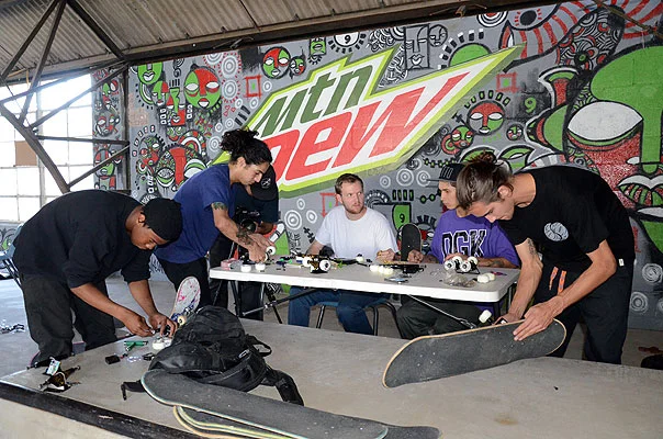 We brought some Boards for Bros completes to give to the community center as a thank you for letting us session the new park.<!-- Make-A-Wish Article -->