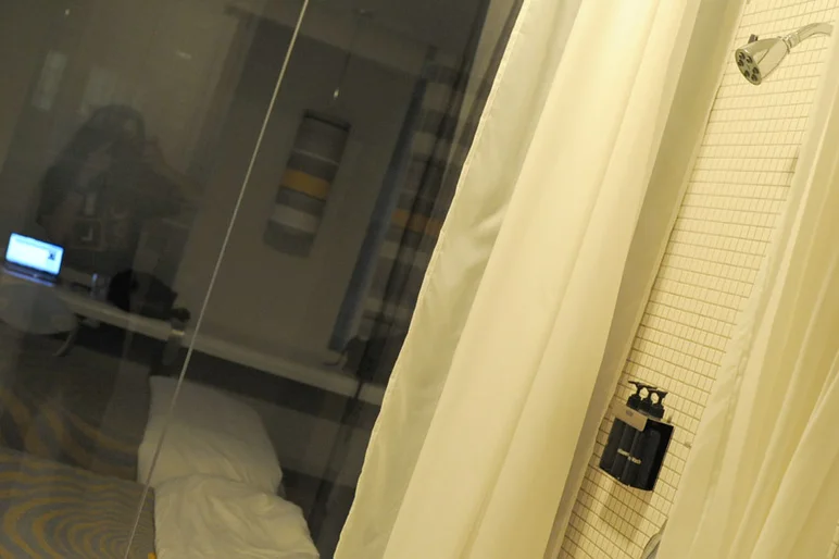 Meanwhile, back at our hotel room, it's got a very 