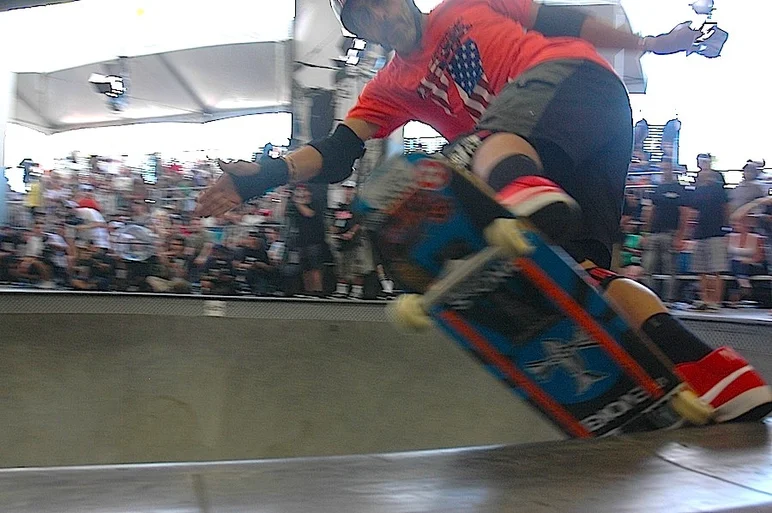 <!--protec2014-->

El Gato, Five-O to fakie.