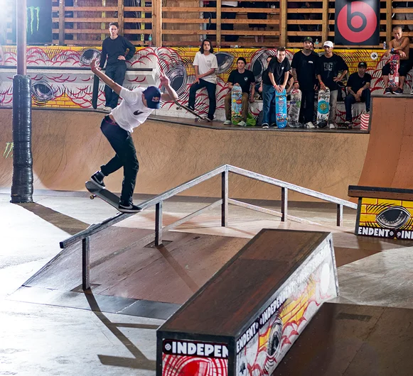 <!--pro18-sat-->

Lil Midler ain’t so little no mo’... actually he still is but doin big tings...  BS Noseblunt.
