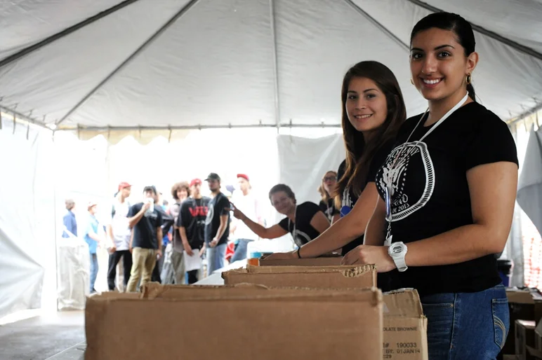 <!-- mawtexasnov13 -->

Thank you to the staff of the Johnny Romano Skate Jam for keeping everything organized. They all did it with a smile, too.