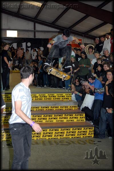 Chris Cole - switch frontside flip