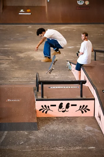 Maurio McCoy ain’t no stranger to this game… Nollie Flip over the bump to bar.

<!--tampapro23day2-->