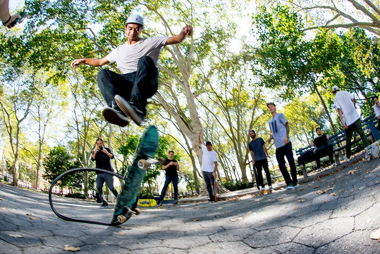 <!--spottoa15-->

And even more experimental. This rolling bike tire hippy hop was awesome! Uncle Sam Bellipanni.
