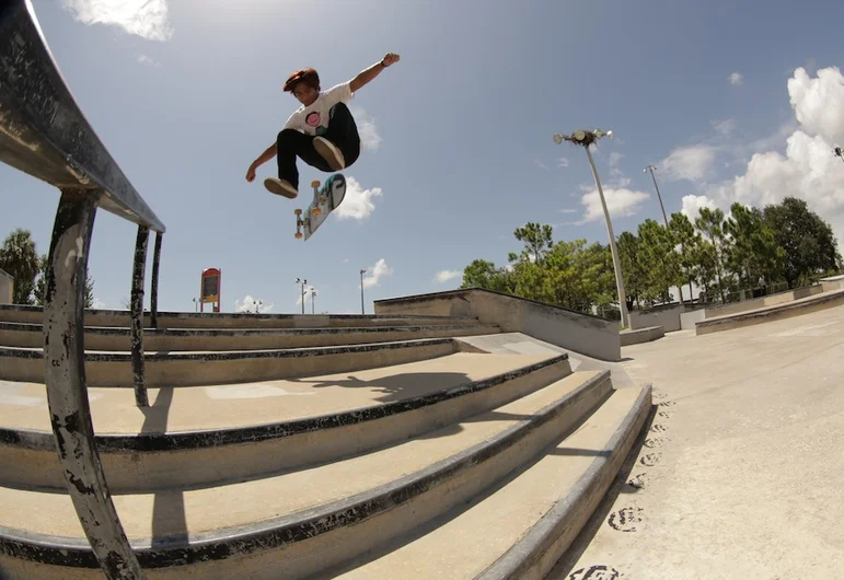 <!-- cruisecontrolstpete2013 -->

Uncle Sam - nollie heelflip.