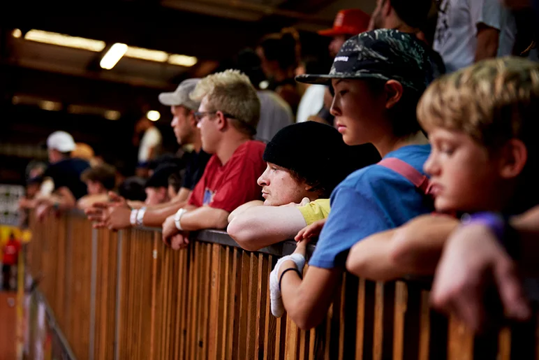 Some of the crowds a lil’ mellow and just taking it all in.
<!--TampaAm21Finals-->