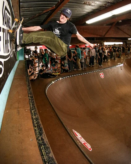 Peter went top rope and showed el Luchador who the real King of the Ring is.

<!--goskate24-->