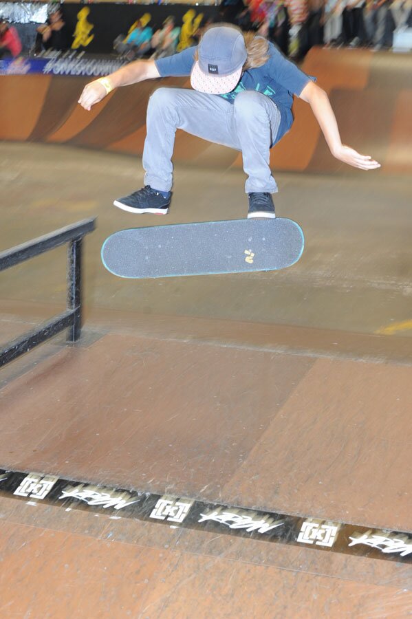 Tyler Hunger - frontside flip