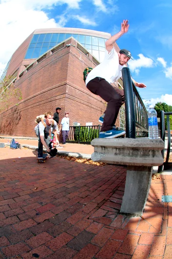 <!--exp115-->

Dylan FS Pinch before the cops came and kicked us out.