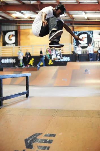 Darrell Gordon was throwing down his heel kicks.<!-- etnies Free Day Benefiting Boards for Bros 2013 -->