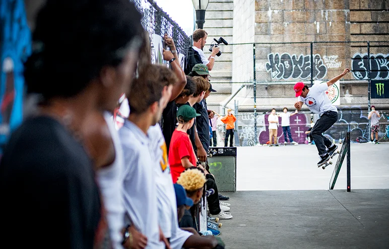 <!--danyc19finals-->

Austin Back 270 Lips for the onlookers.