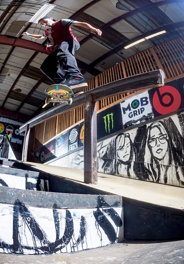 <!--am18practice-->

Pee Why War??  Mike Piwowar goes Switch Backside on a Smith.
