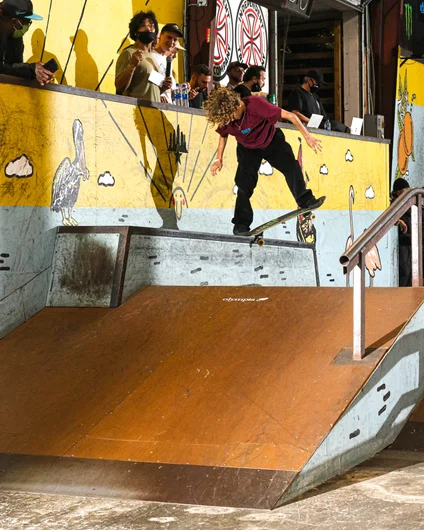 Noah Pollard : Back 180 Nosegrind<!--onthespot21-->