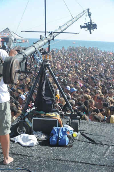 Coastal Carnage 2011: white crowd