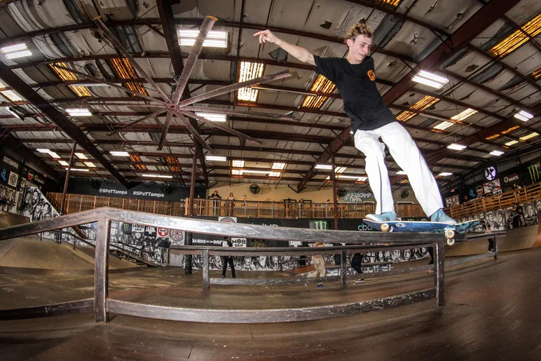 <!--btsb19-->

Champion of the Sponsored Division, Tyler Wolford handles a Front Feeble.
