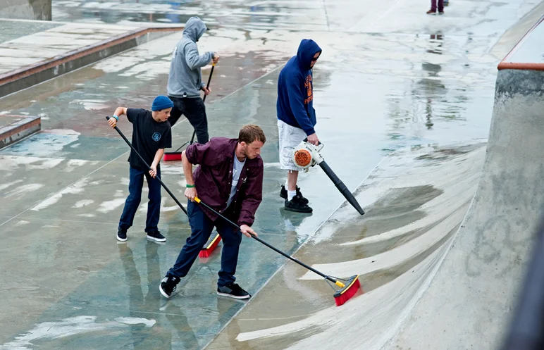 <!--dachiday2-->

Everybody really came together and did their part to get this giant park dry multiple times today.